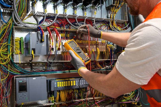 Best Licensed Electrician  in Roslyn Estates, NY
